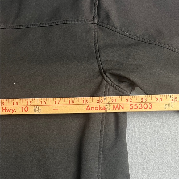 Men's Black Performance Jacket - Picture 11 of 15